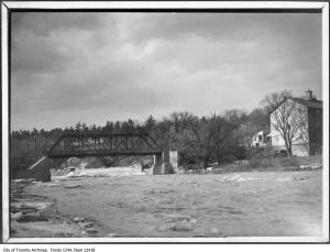 Humber River flood, Lambton Mills. - 1913