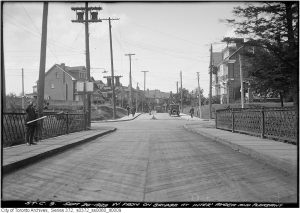 Construction photographs of St. Clair Avenue E. viaduct