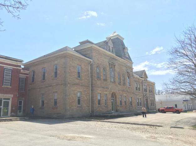 31542860_10160376924850707_3918730316943982592_n